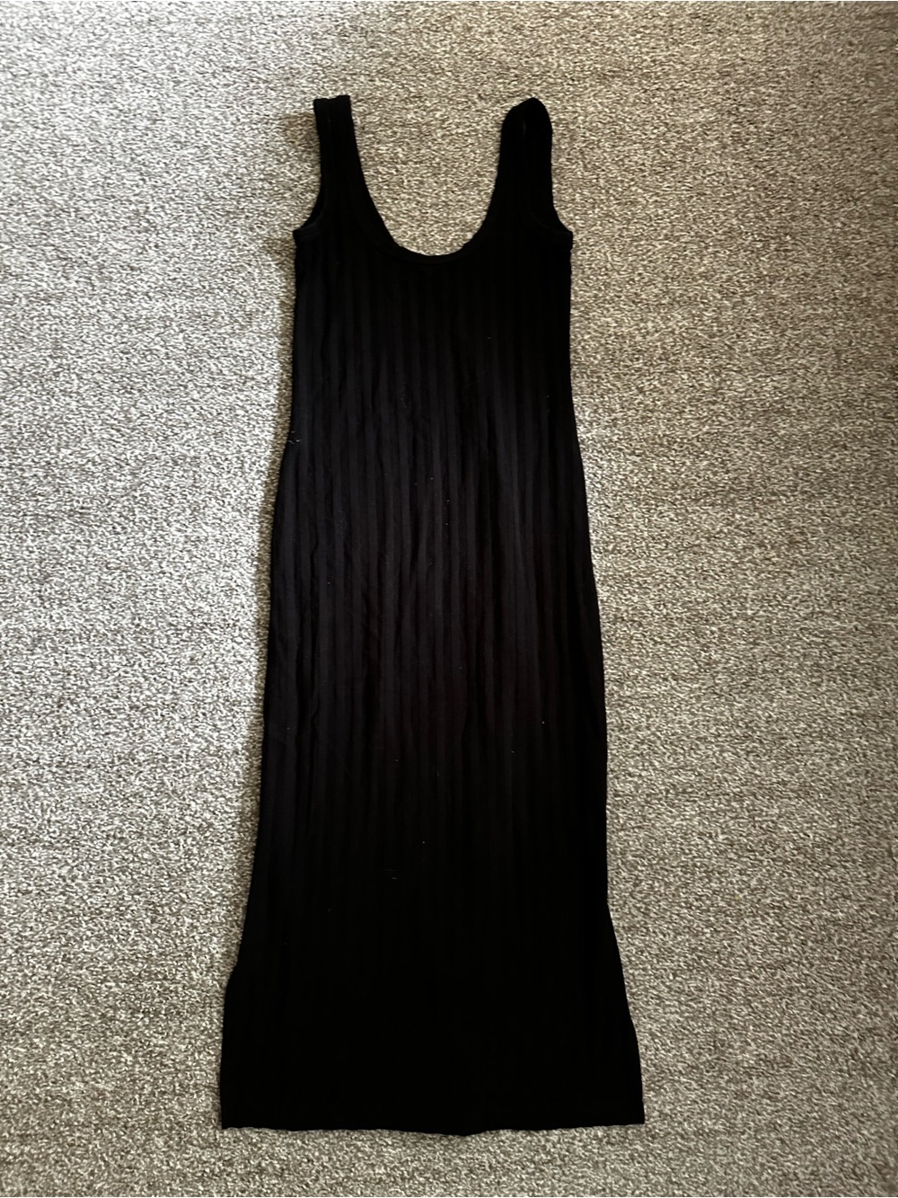 Harlow Black Ribbed Scoop-Neck Maxi Dress